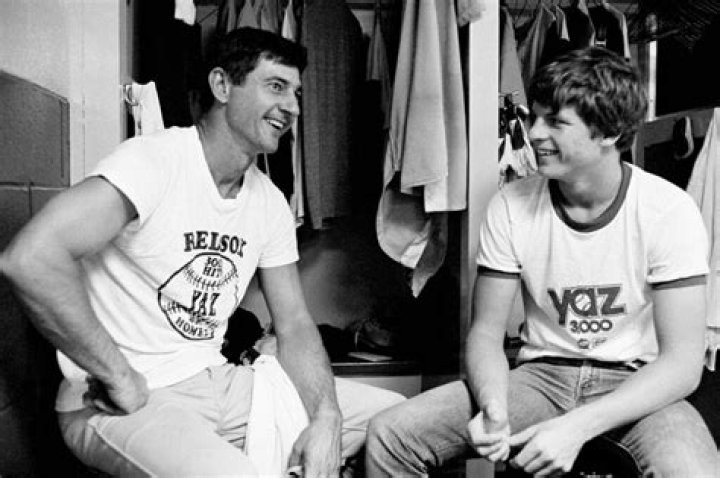 Mike Yastrzemski Biography, Age, Height, Wife, Net Worth, Family