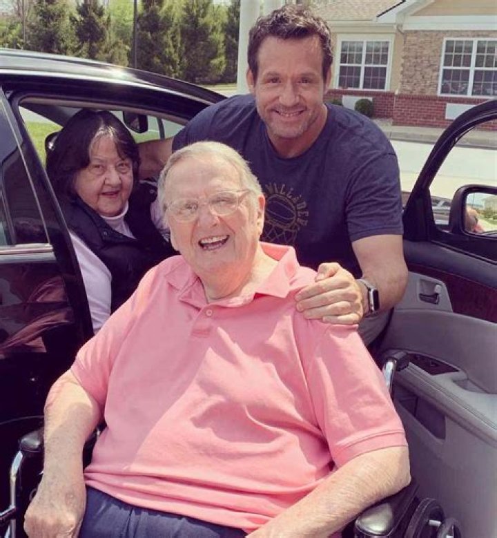 Miriam Hopkins Biography, Age, Height, Husband, Net Worth, Family