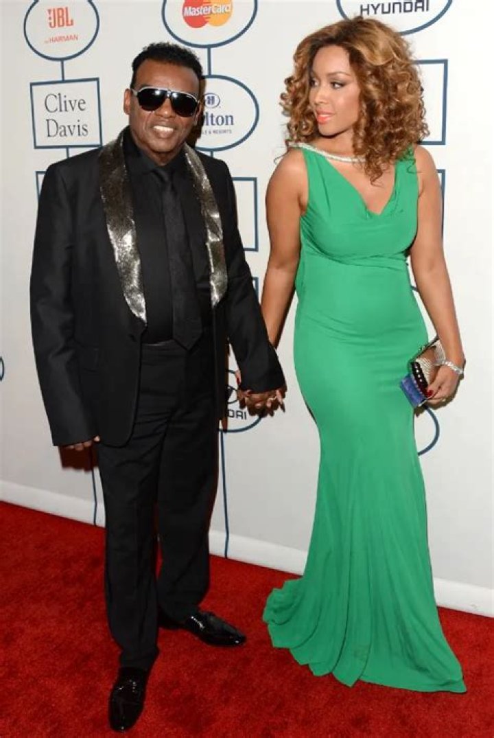 O'Kelly Isley Biography, Age, Height, Wife, Net Worth, Family