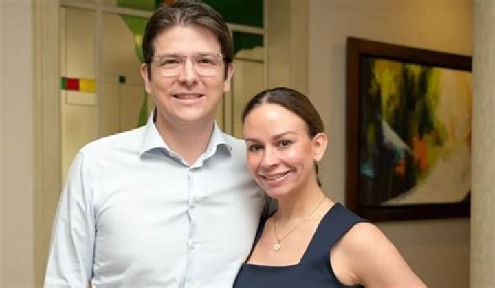 Paola Turbay biografía, edad, altura, esposa, net worth, familia