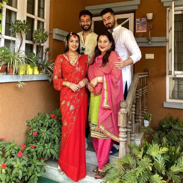 Paramita RL Rana Biography, Age, Height, Husband, Net Worth, Family