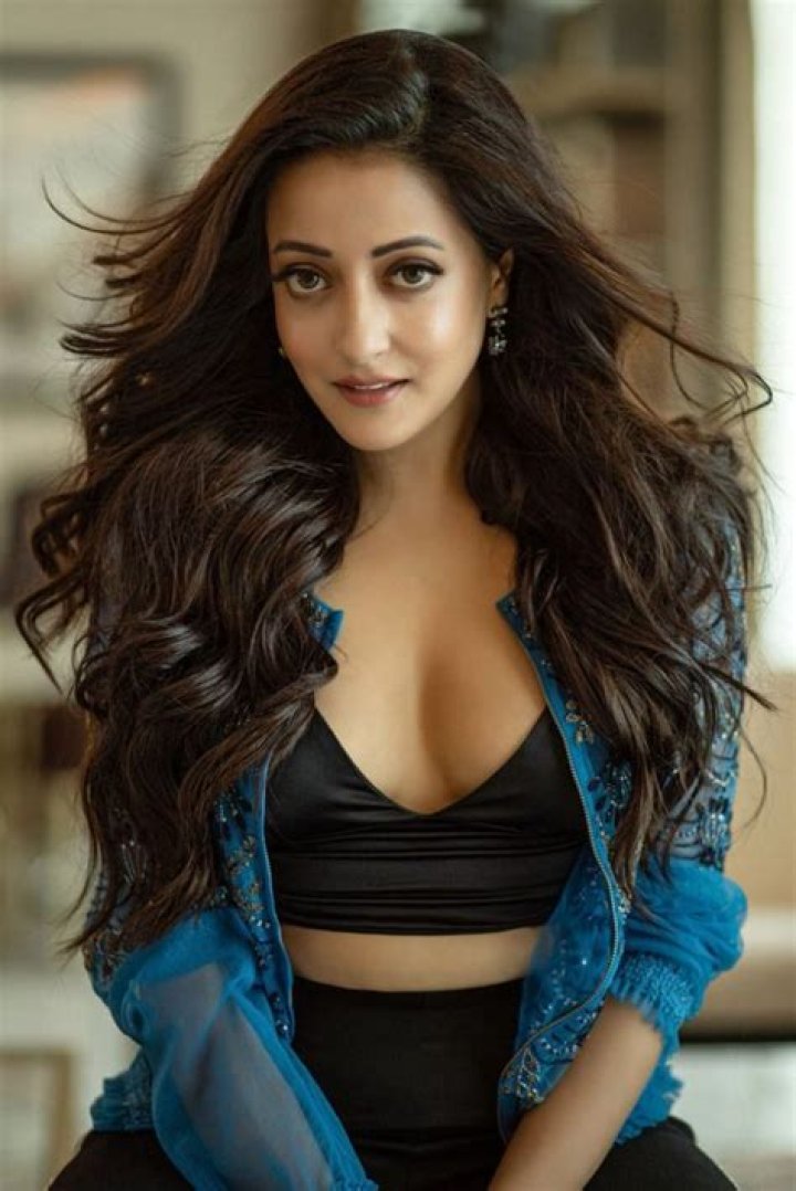 Raima Sen Biography, Age, Height, Husband, Net Worth, Family
