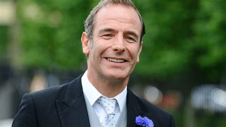 Robson Green Biography, Age, Height, Wife, Net Worth, Family
