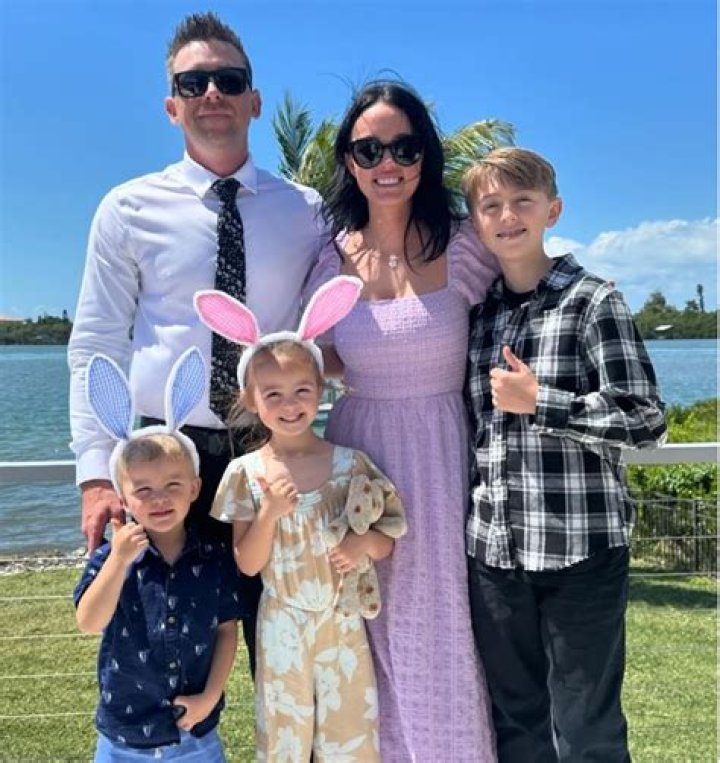 Roman Atwood Biography, Age, Height, Wife, Net Worth, Family