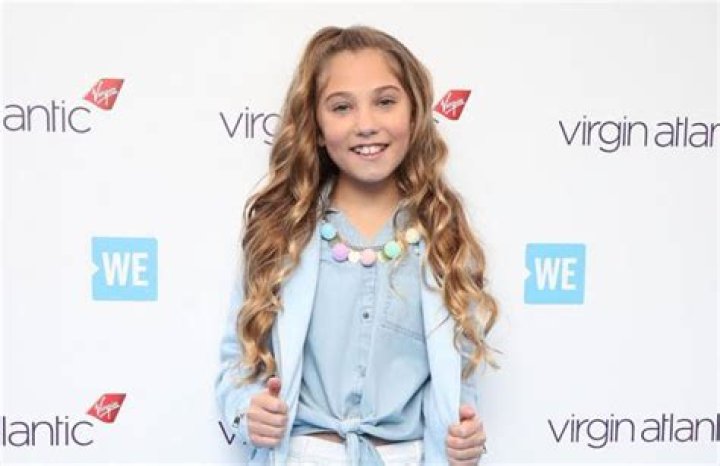 Rosie McClelland Biography, Age, Height, Husband, Net Worth, Family