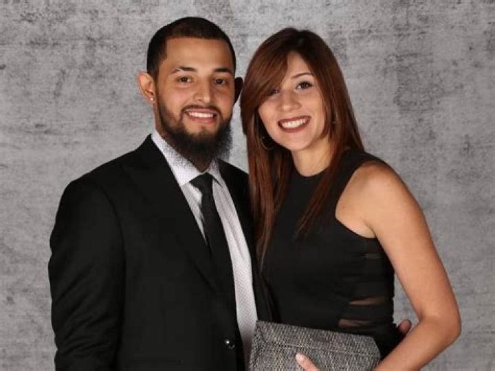 Rougned Odor Biography, Age, Height, Wife, Net Worth, Family