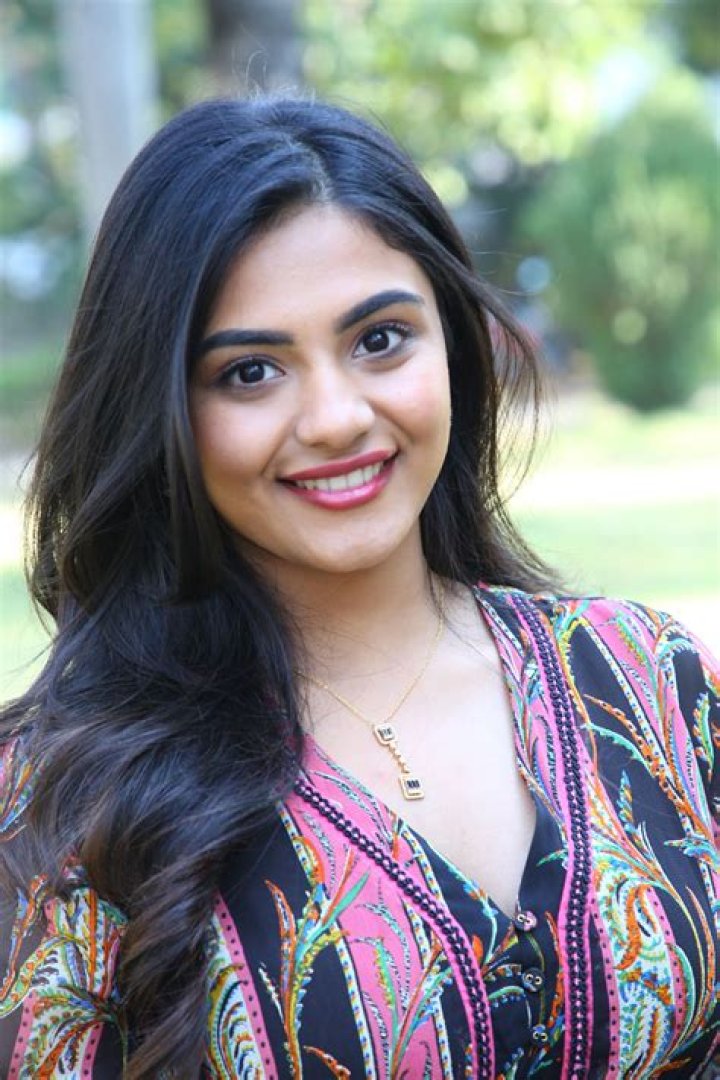 Sarika Biography, Age, Height, Husband, Net Worth, Family