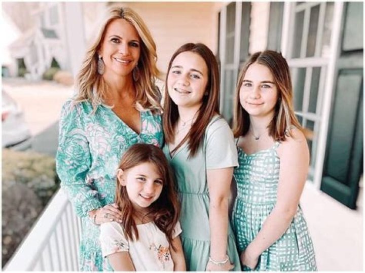 Seana McKenna Biography, Age, Height, Husband, Net Worth, Family