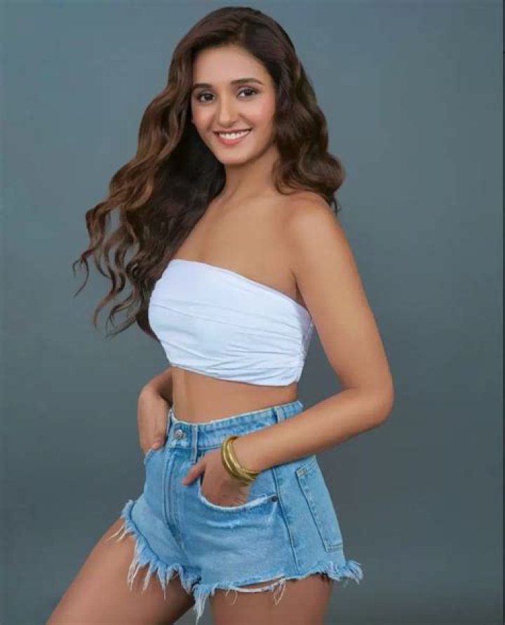 Shakti Mohan Biography, Age, Height, Husband, Net Worth, Family