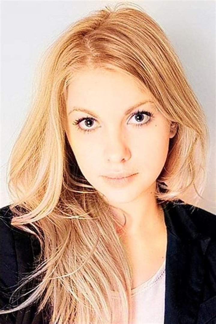 Sophie Stuckey Biography, Age, Height, Husband, Net Worth, Family