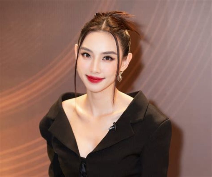 Thuy Trang biografía, edad, altura, esposa, net worth, familia