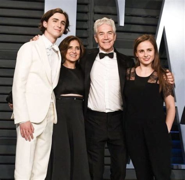 Timothée Chalamet Biography, Age, Height, Wife, Net Worth, Family