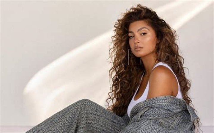 Tori Kelly Biography, Age, Height, Husband, Net Worth, Family