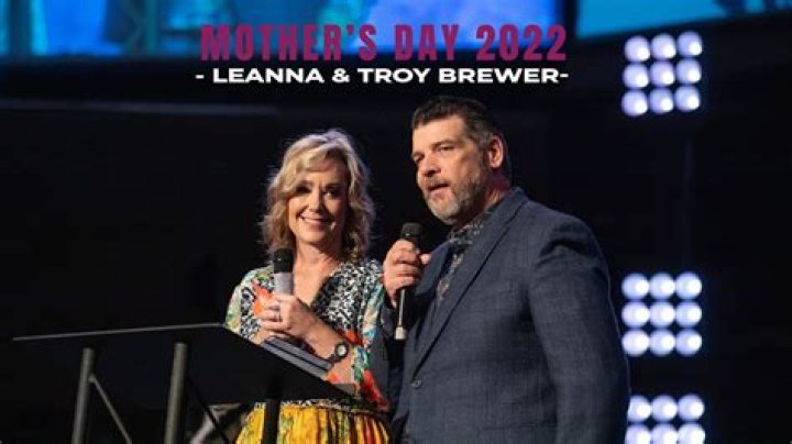 Troy Brewer Biography, Age, Height, Wife, Net Worth, Family