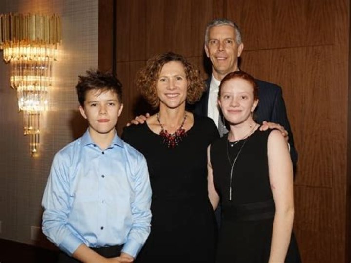 Willy Vlautin Biography, Age, Height, Wife, Net Worth, Family