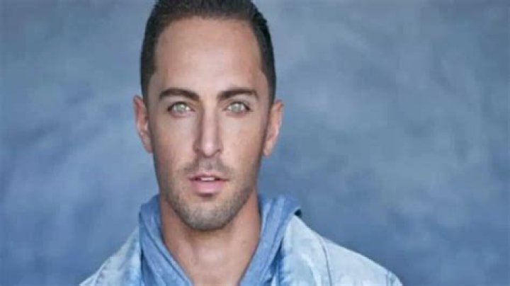 Zach Avery Biography, Age, Height, Wife, Net Worth, Family